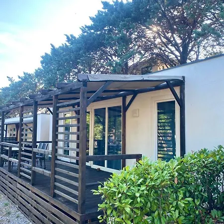 Kompleks wypoczynkowy Mobile Homes 3*