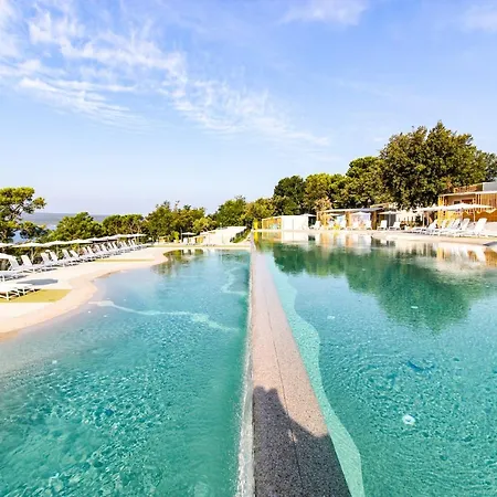 Mobile Homes Holiday park 3*